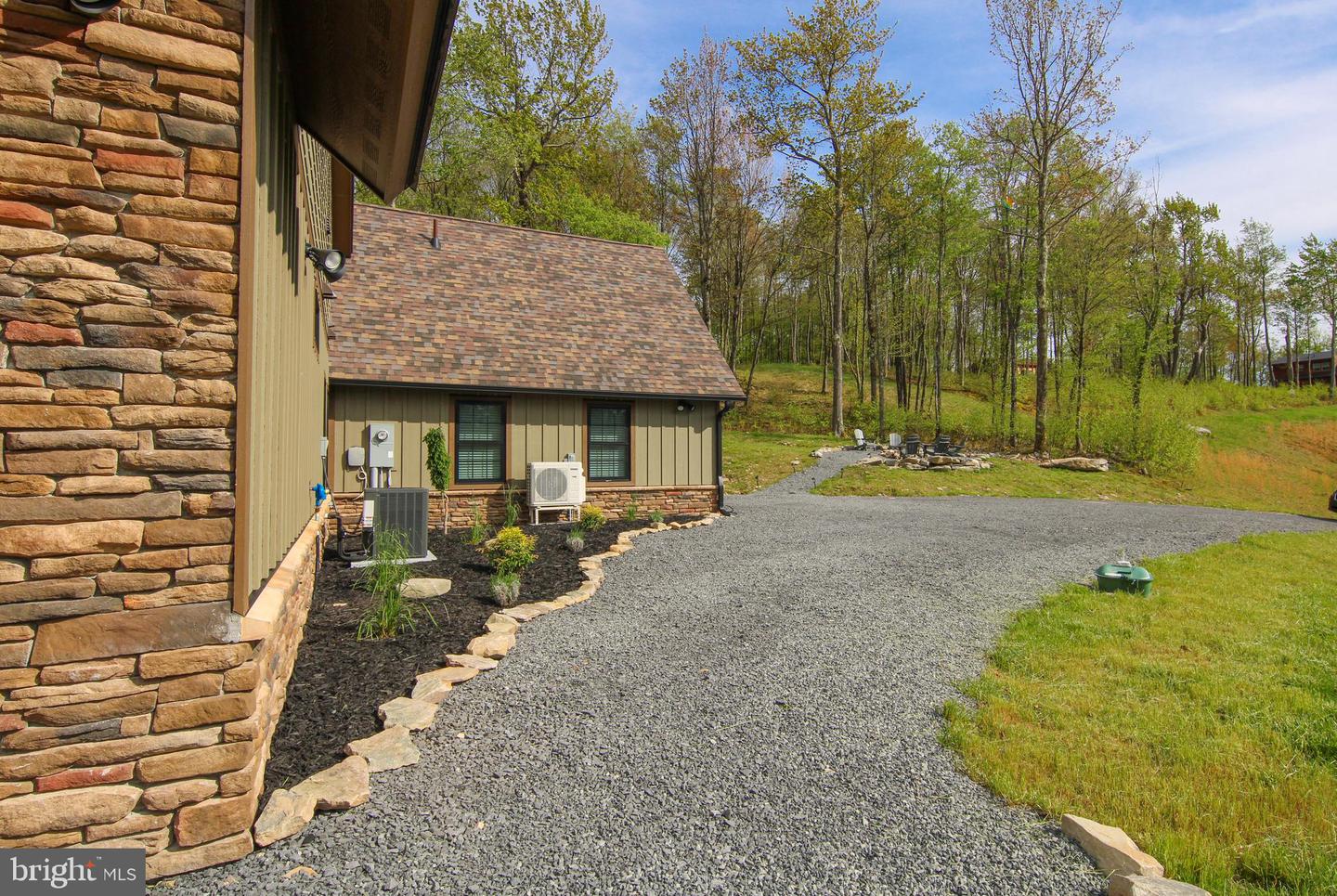220 Biltmore Vw Property Photo 70