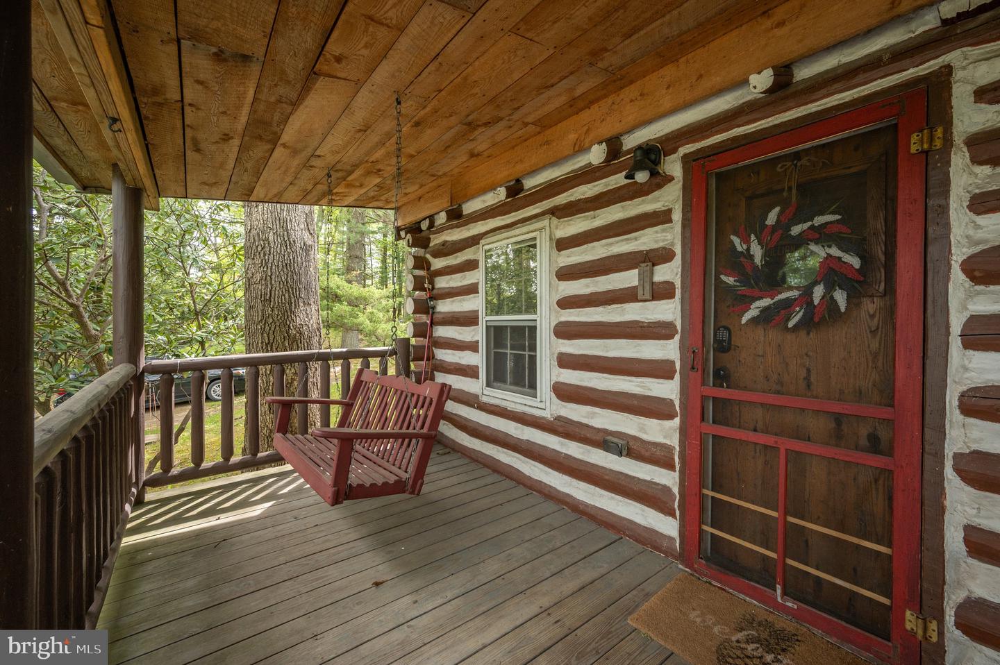 560 Glendale Rd Property Photo 3