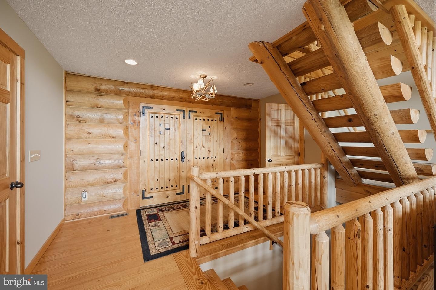 670 Woodlands Hill Ln Property Photo 19