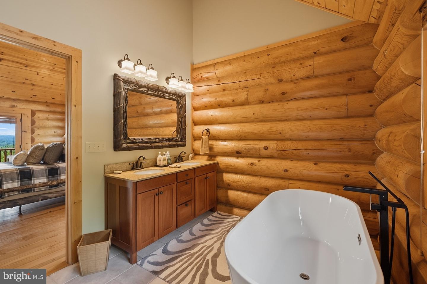 670 Woodlands Hill Ln Property Photo 25