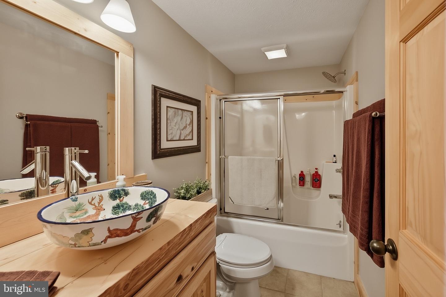 670 Woodlands Hill Ln Property Photo 46