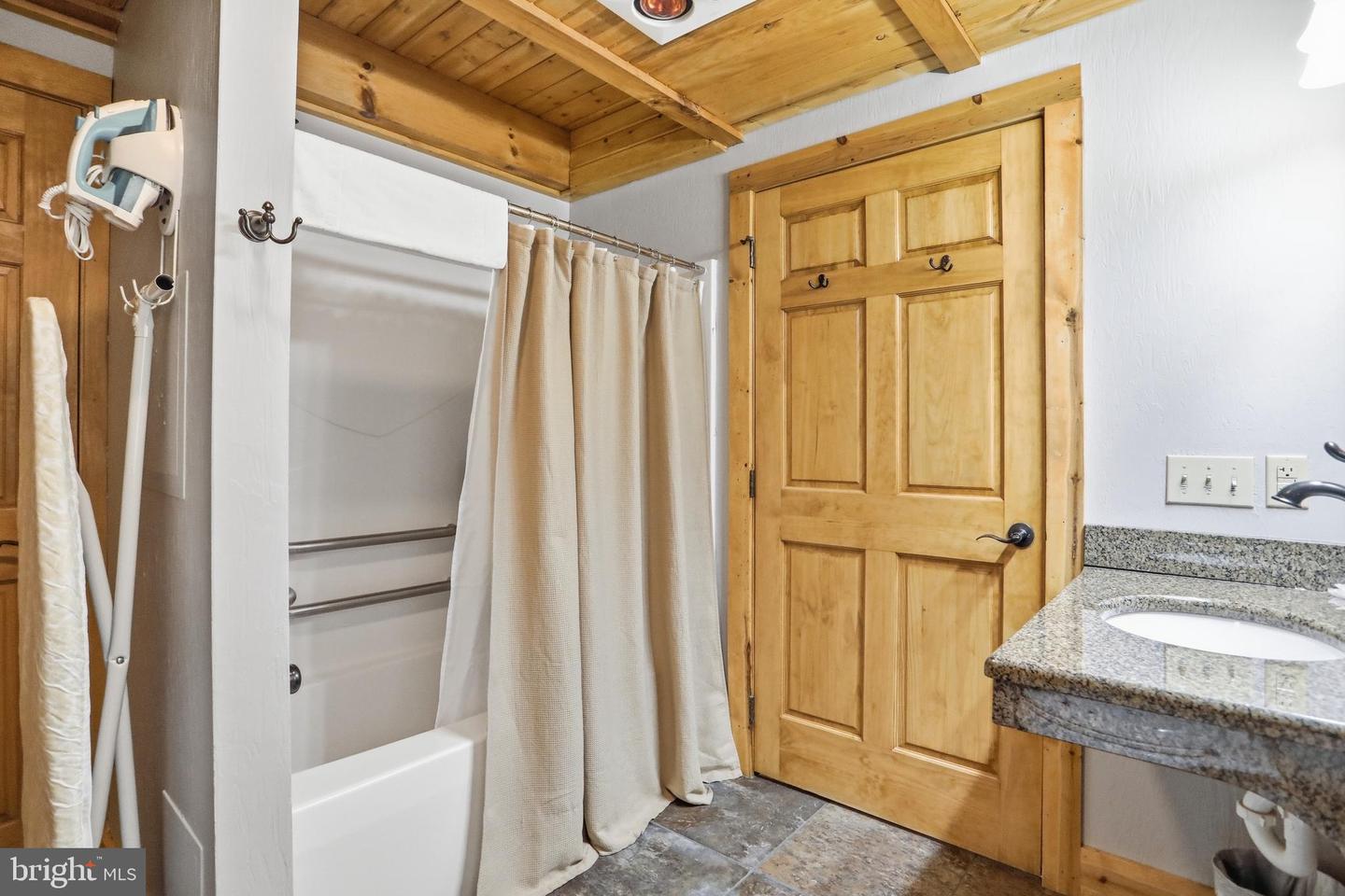 235 Cabin Lodge Rd Property Photo 20