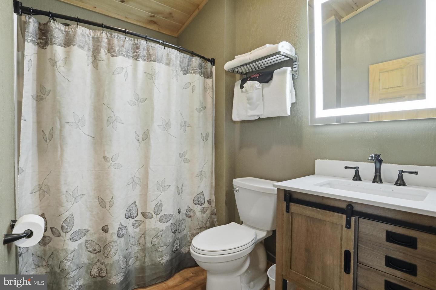 27 Grandview Blvd Property Photo 11