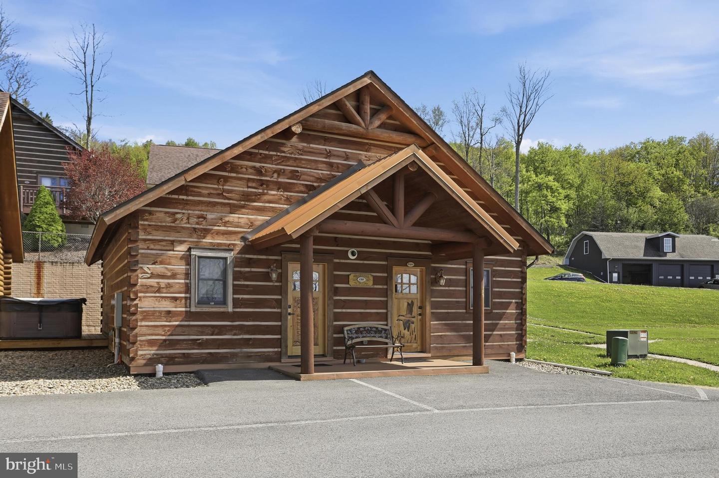 315 Cabin Lodge Rd Property Photo 1