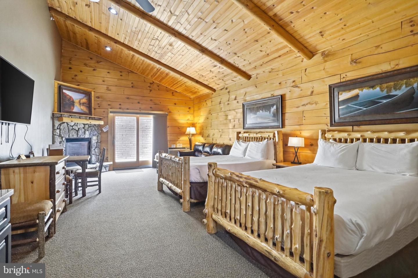 315 Cabin Lodge Rd Property Photo 10