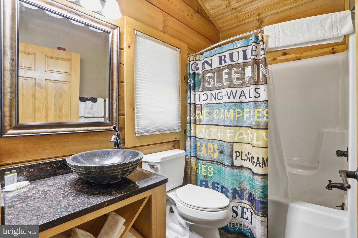 221 Cabin Lodge Rd Property Photo 18