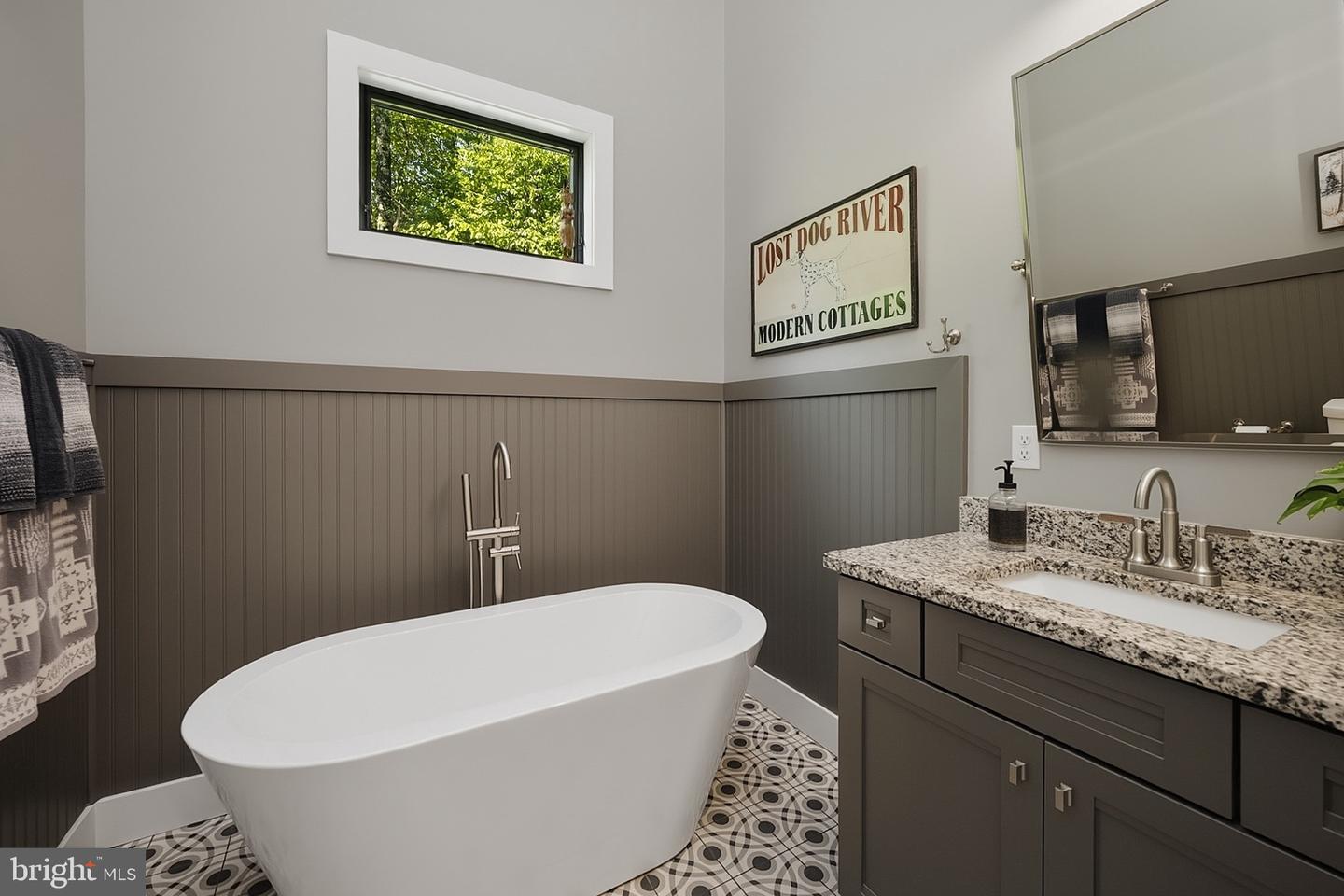 211 High Point Ridge Rd Property Photo 43