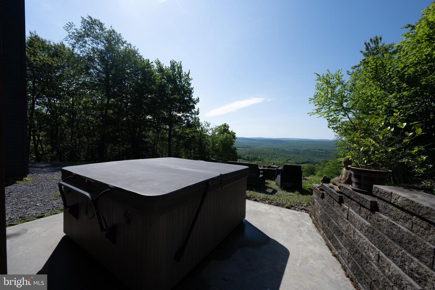 211 High Point Ridge Rd Property Photo 96