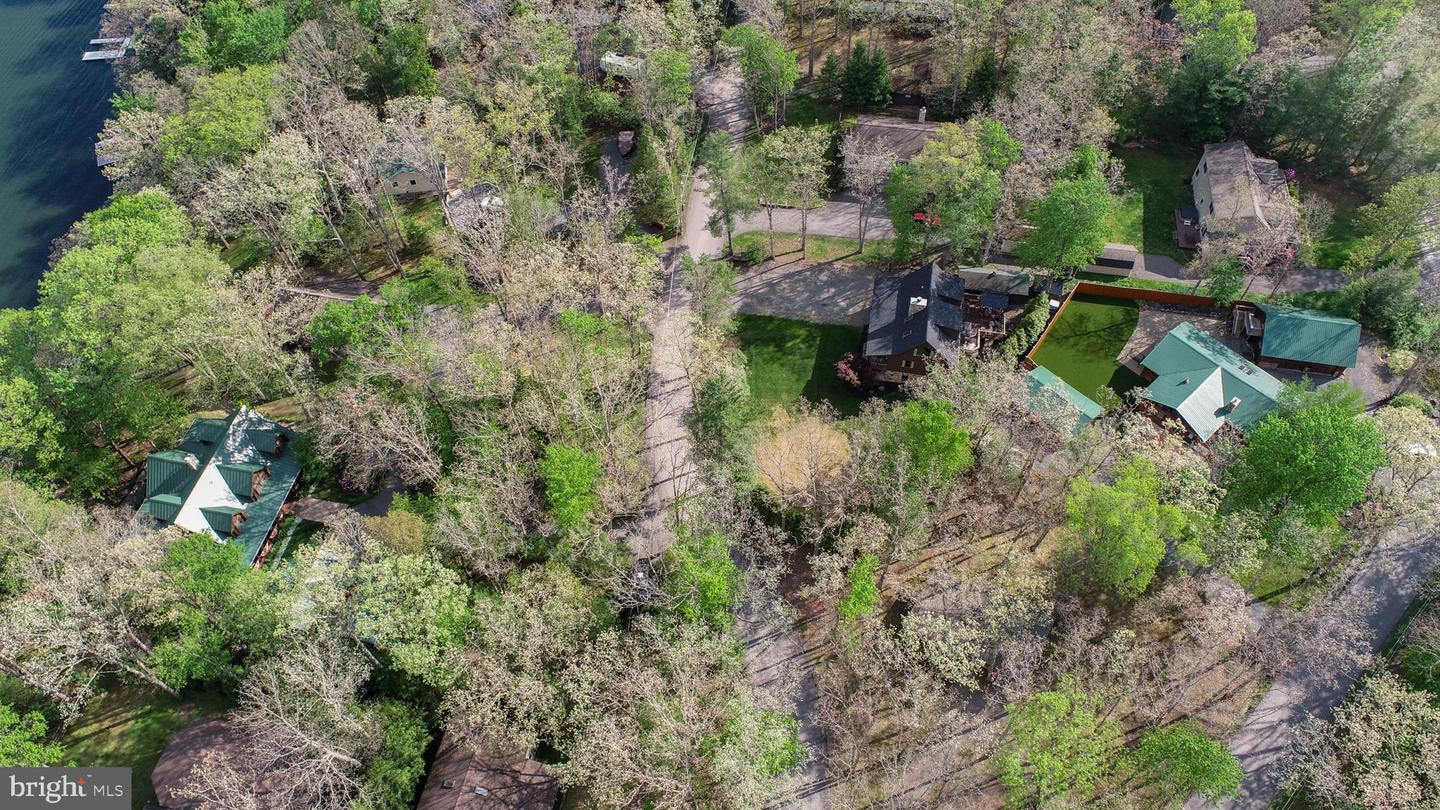 949 Harveys Peninsula Rd Property Photo 19