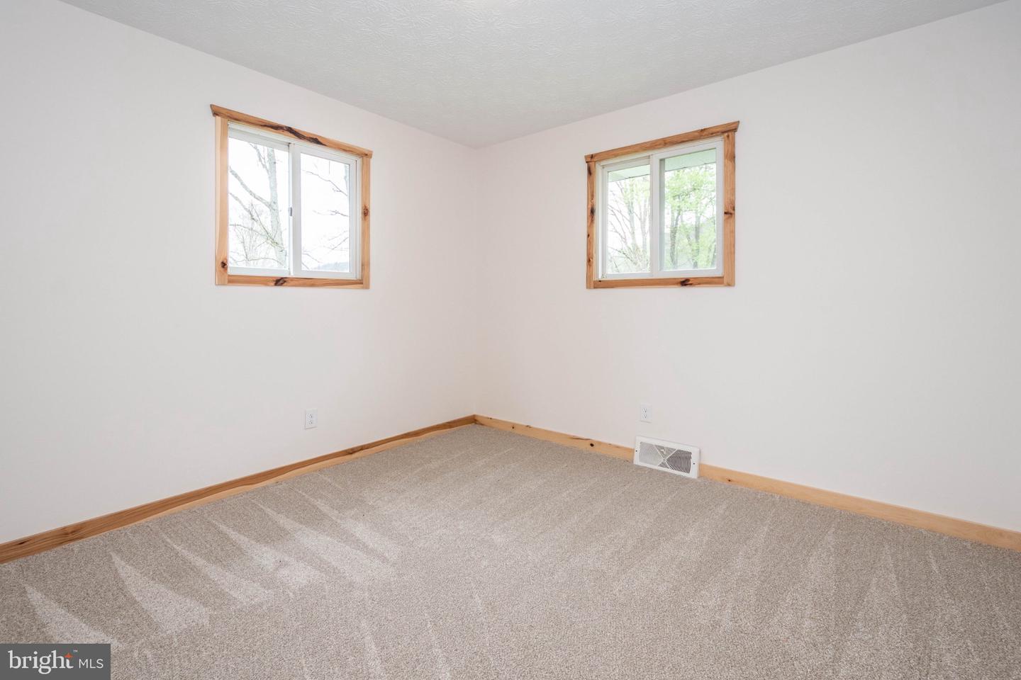 2155 Jennings Rd Property Photo 29