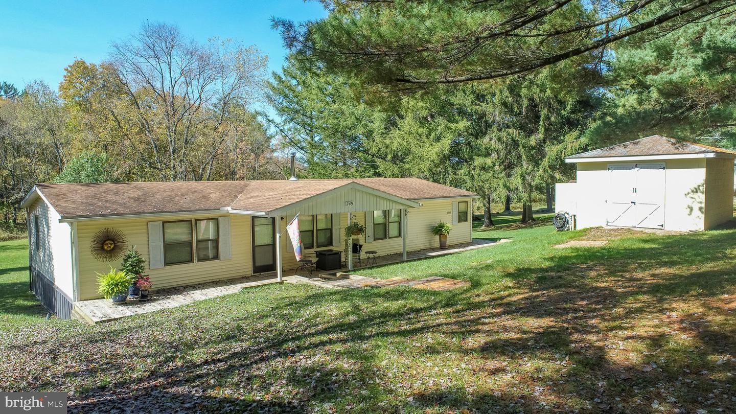 249 Hazelhurst Rd Property Photo 3
