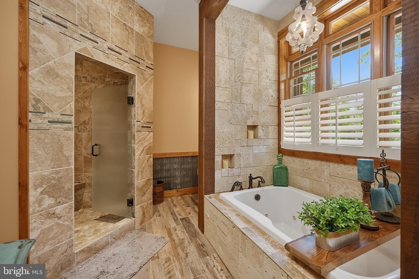 60 Joans Ln Property Photo 33