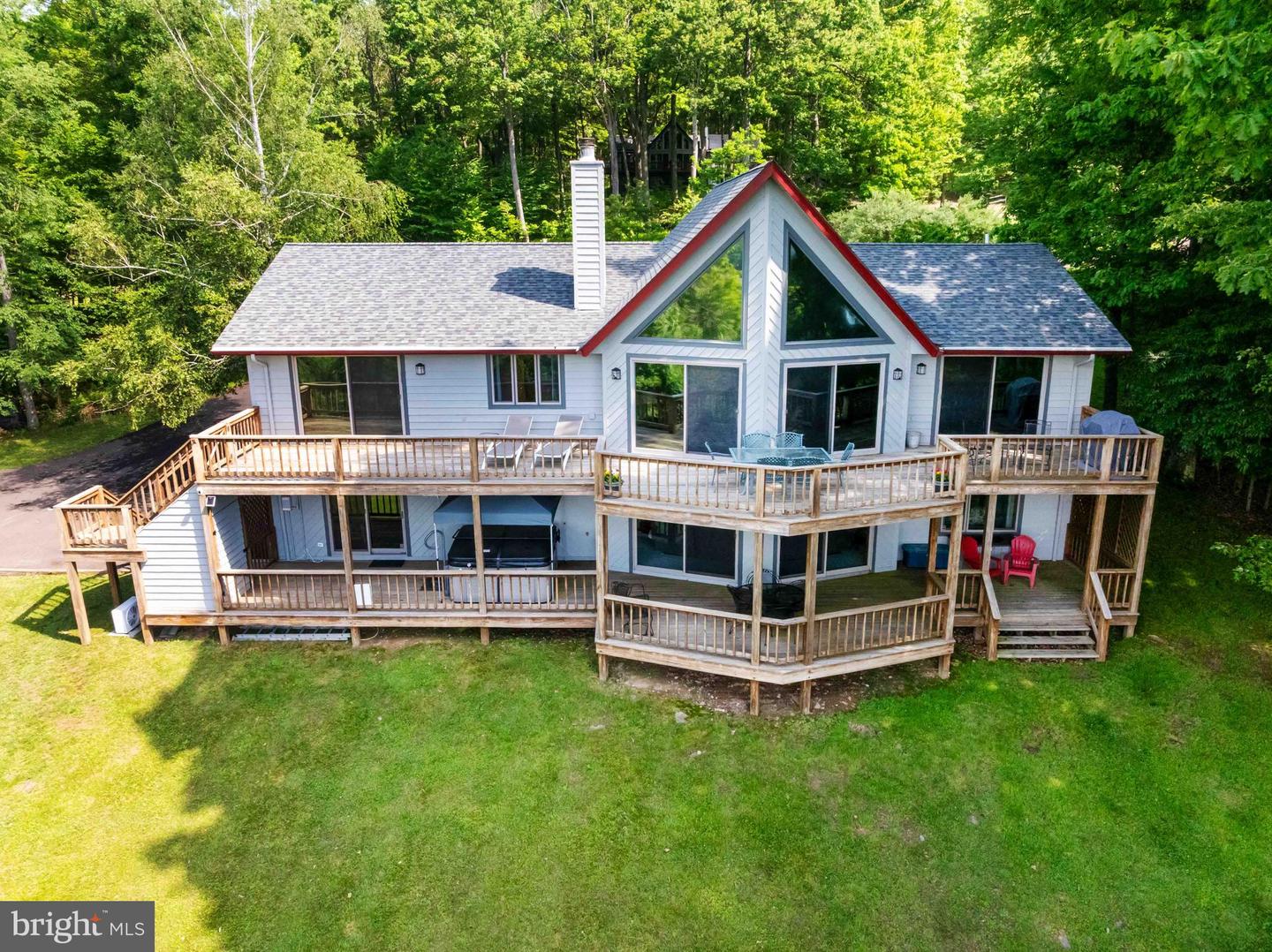 119 Overlook Ter Property Photo 4