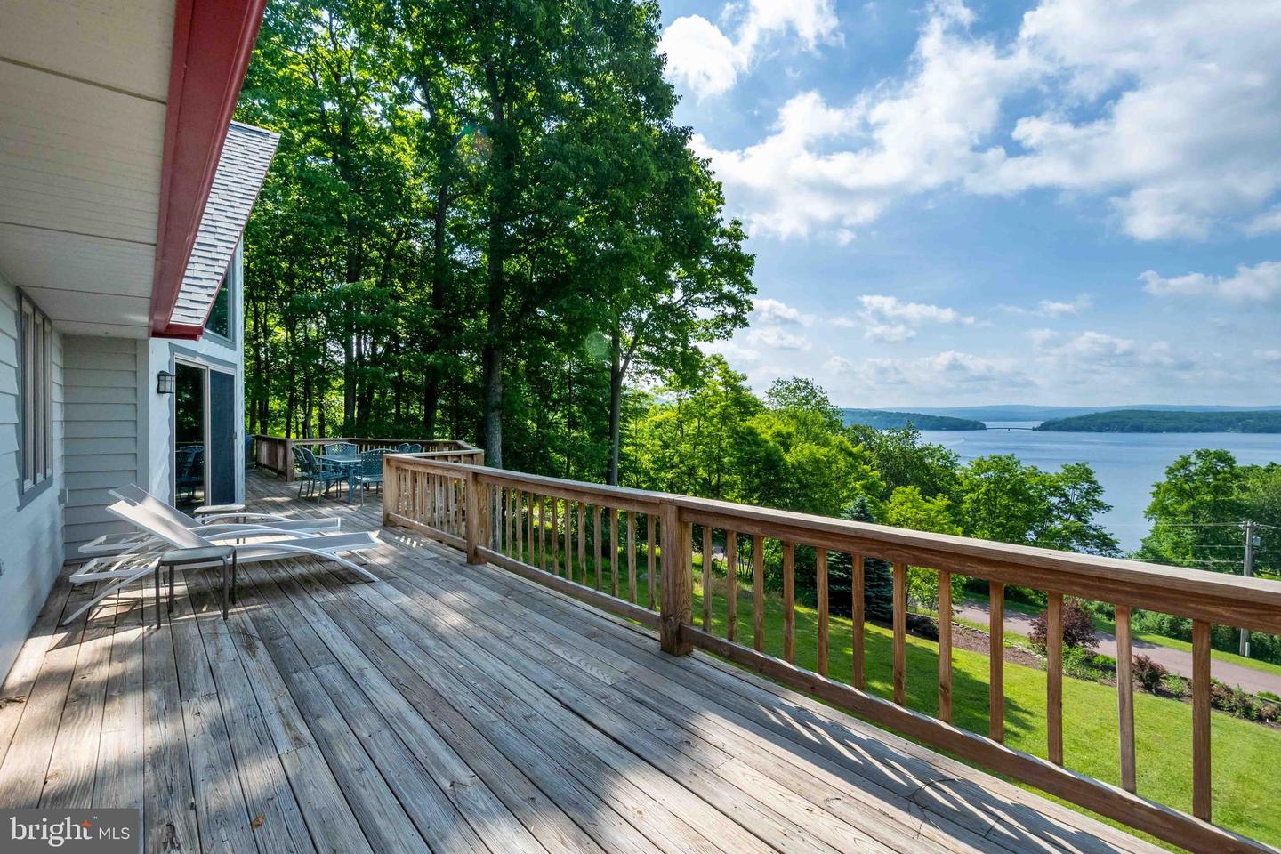 119 Overlook Ter Property Photo 47