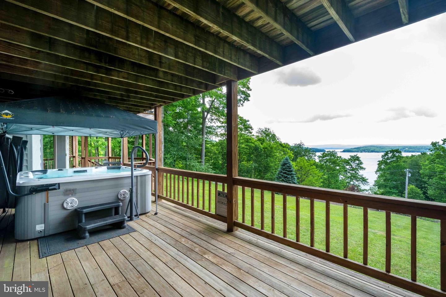 119 Overlook Ter Property Photo 49