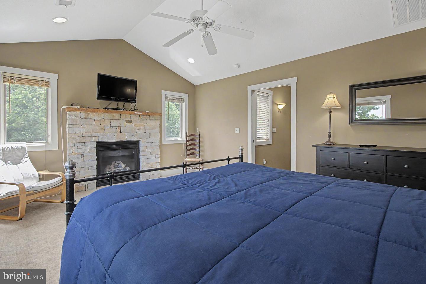 308 Winding Trail Ln #11b Property Photo 17