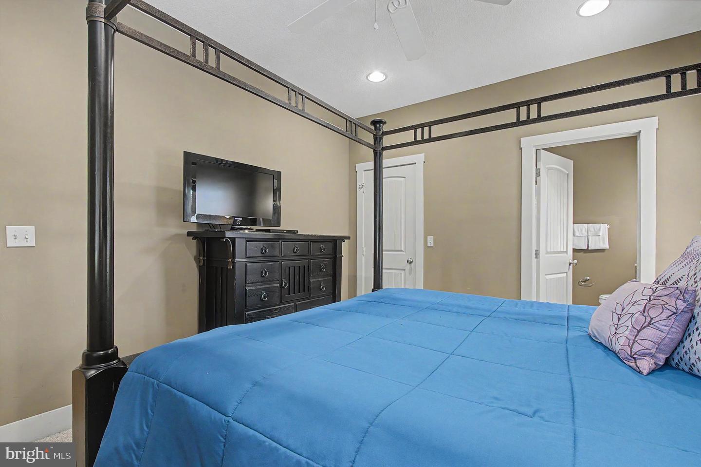 308 Winding Trail Ln #11b Property Photo 22
