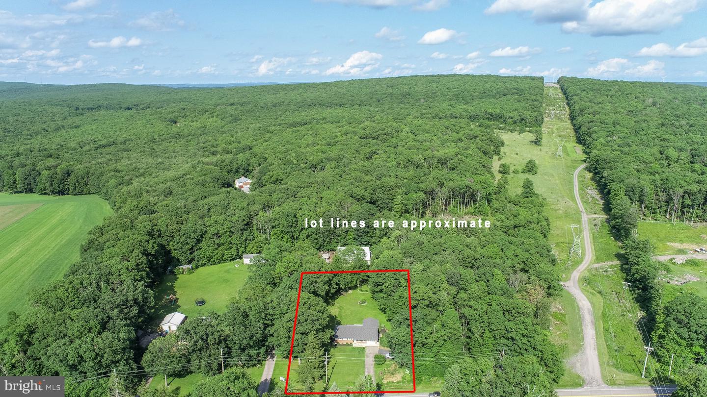 9556 New Germany Rd Property Photo 2