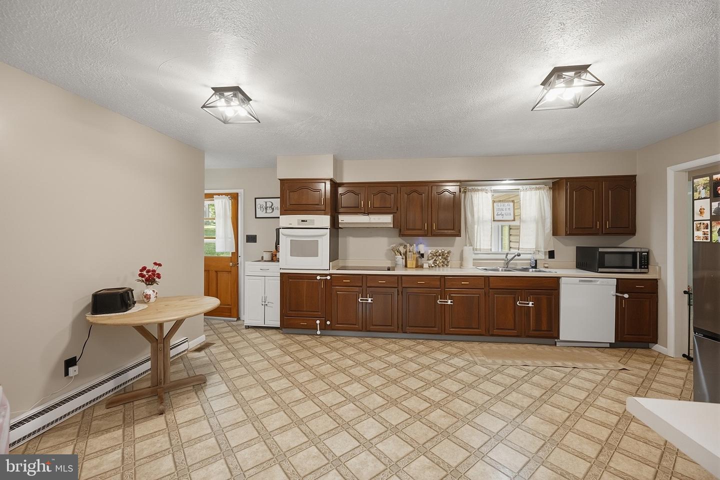 9556 New Germany Rd Property Photo 15