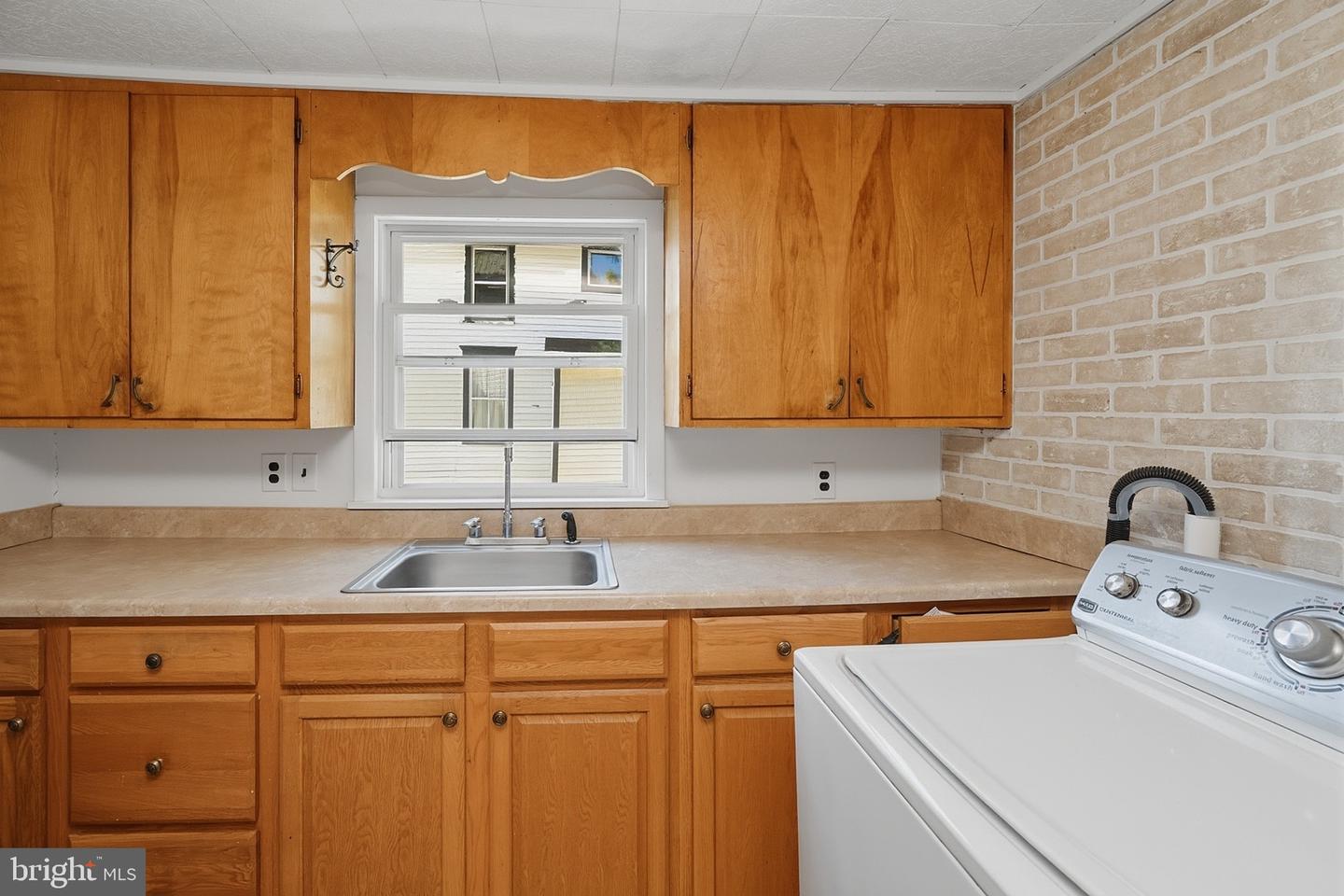 106 G Property Photo 14