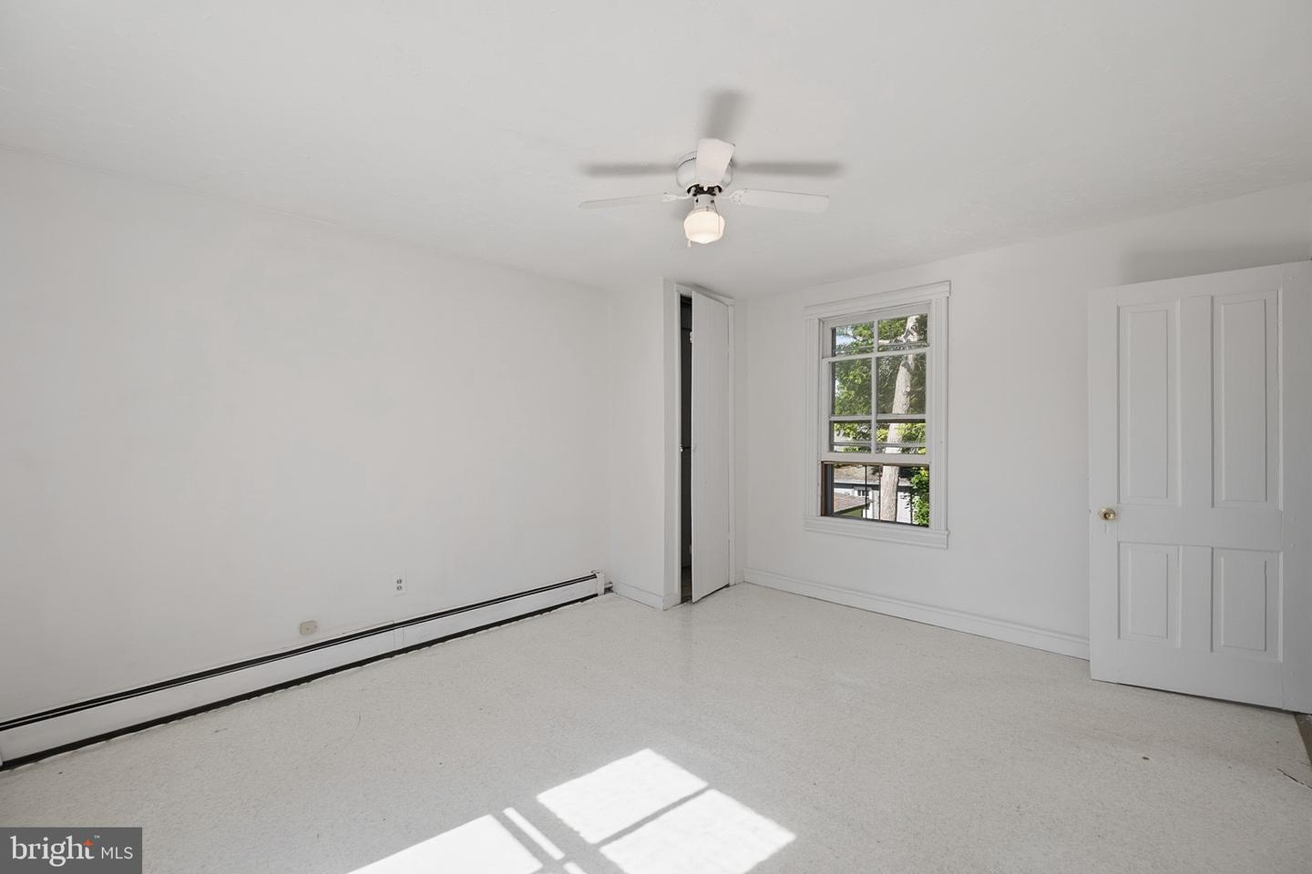 106 G Property Photo 23