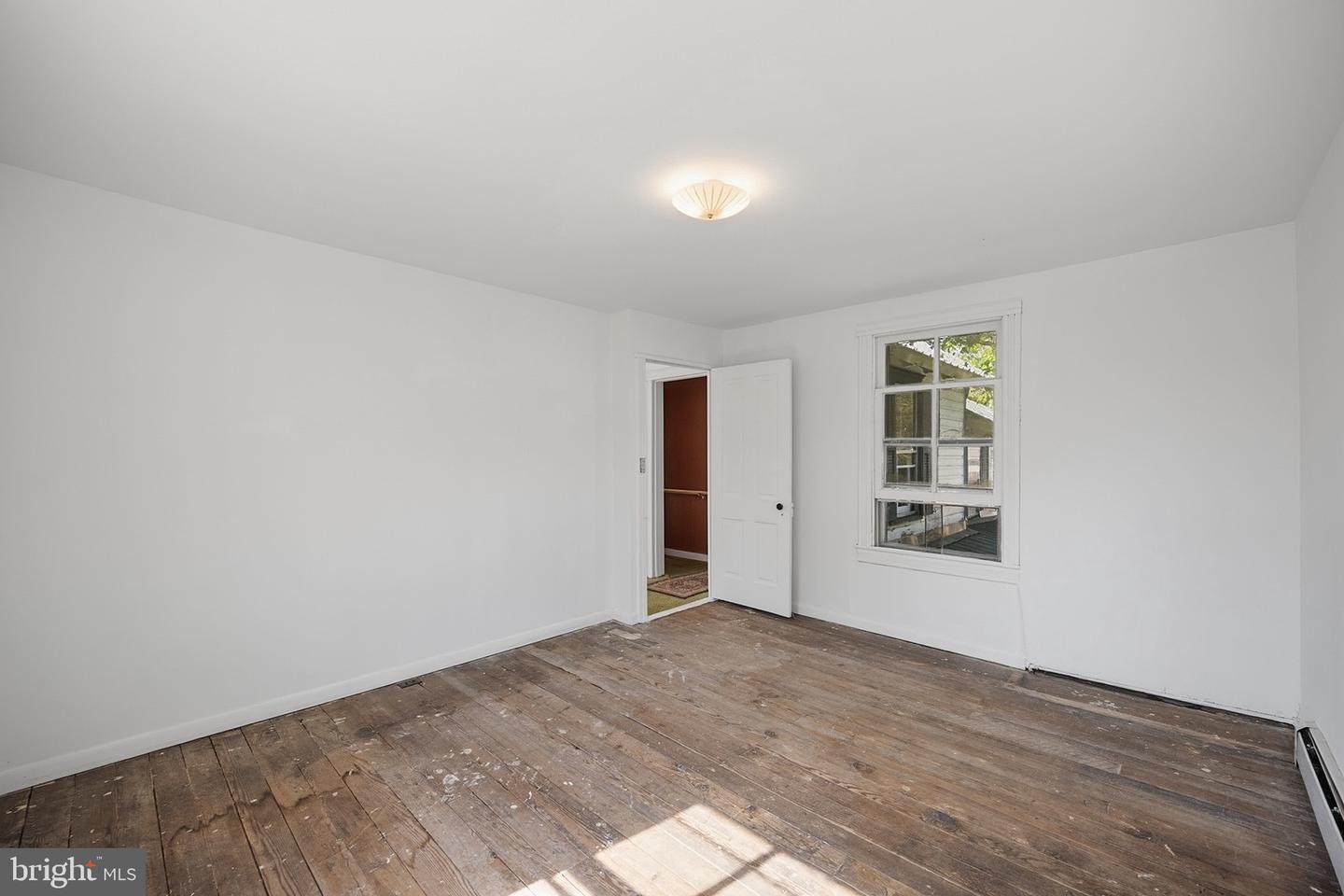 106 G Property Photo 24