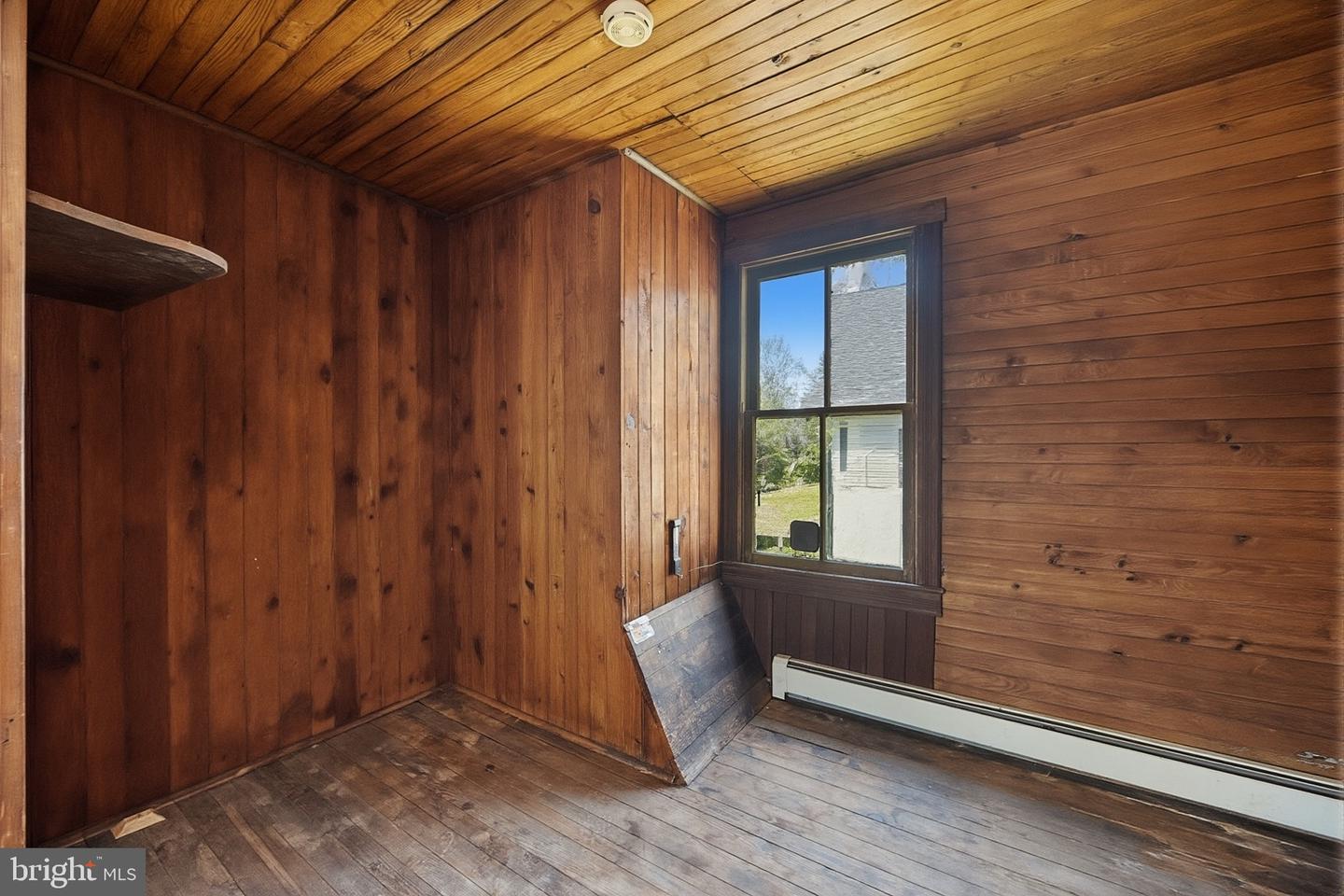 106 G Property Photo 30