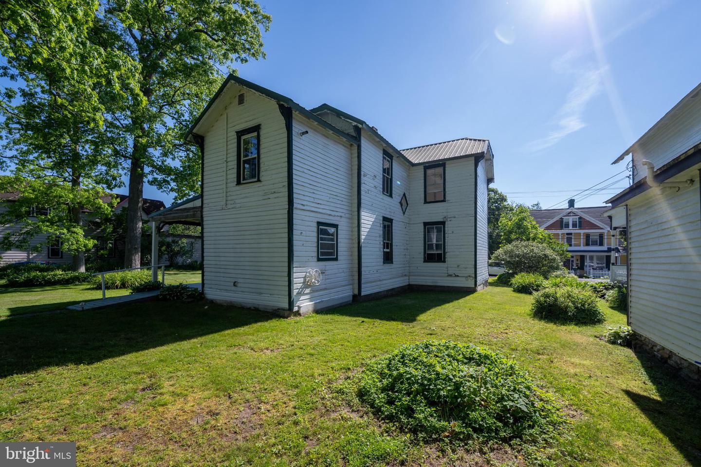 106 G Property Photo 43