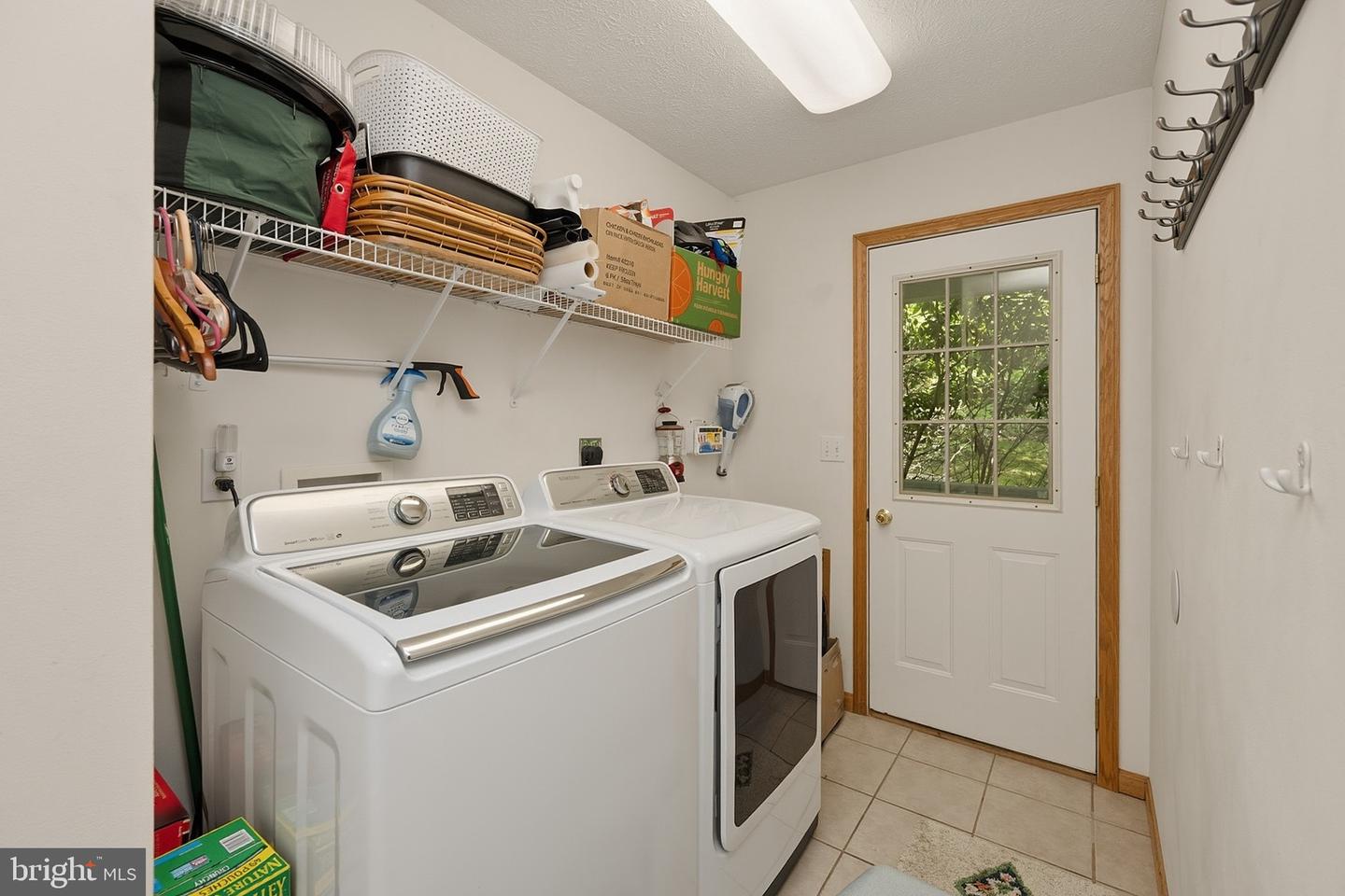 941 Mountainview Dr Property Photo 16