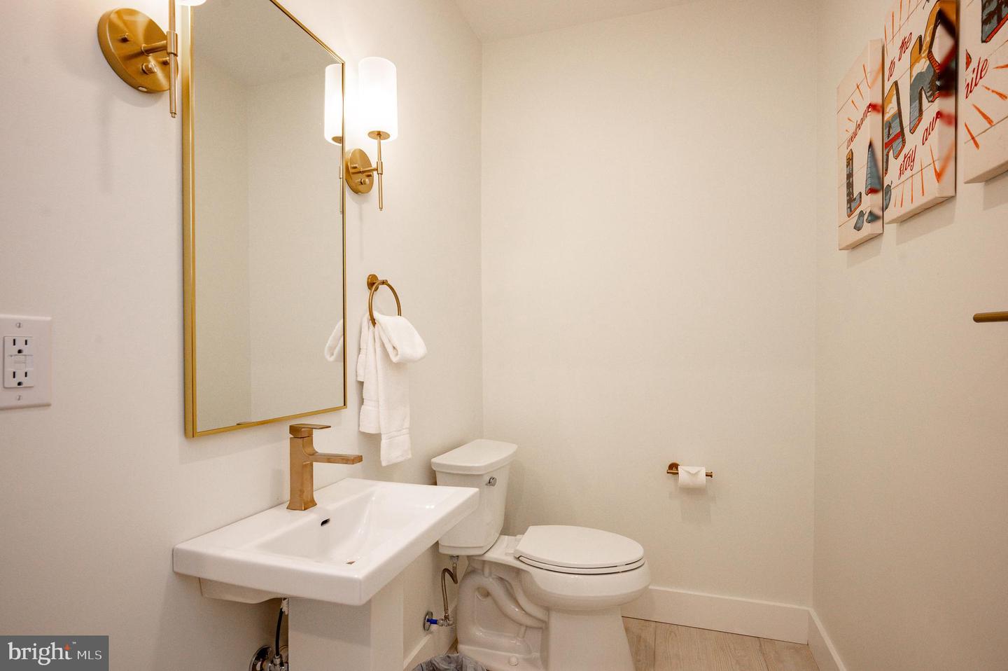 49 Greenstone Way Property Photo 42