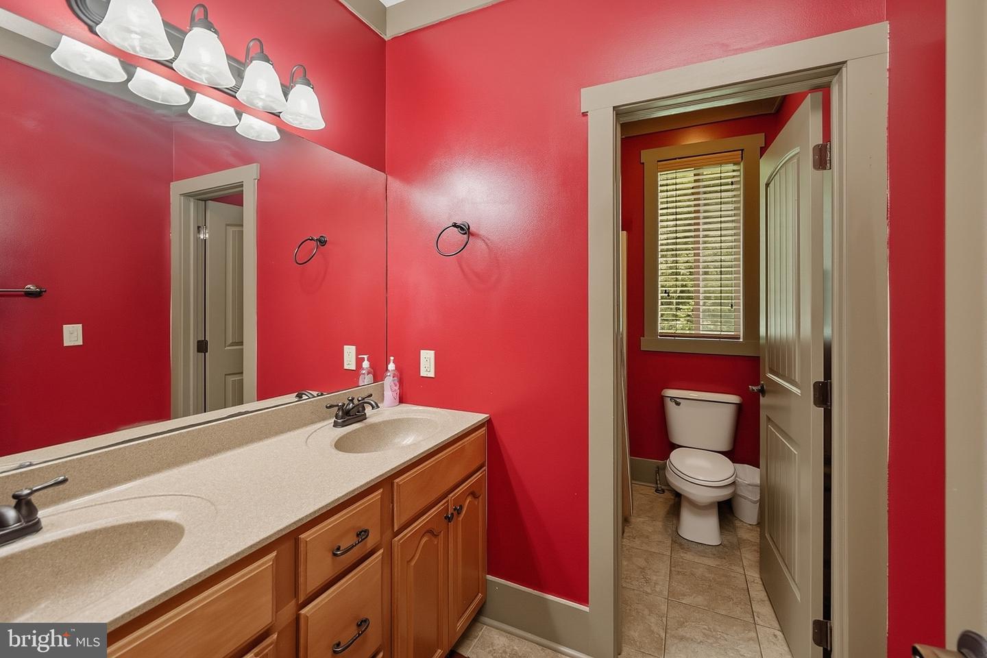 110 Northlake Dr Property Photo 34