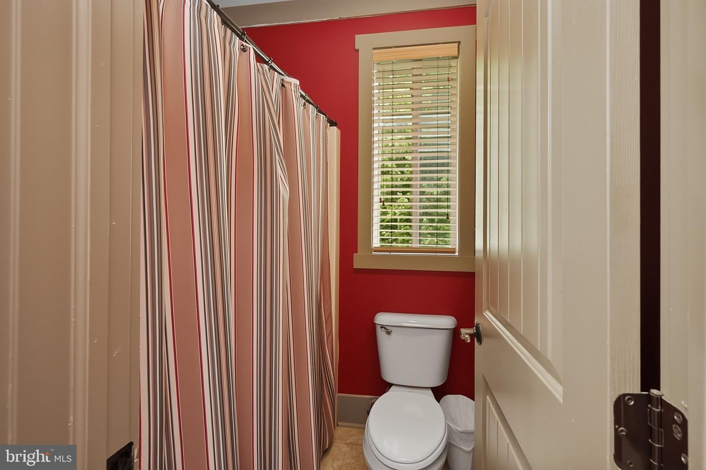 110 Northlake Dr Property Photo 35