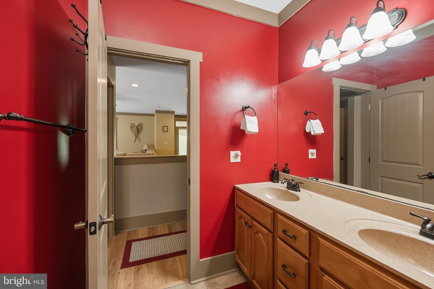 110 Northlake Dr Property Photo 36