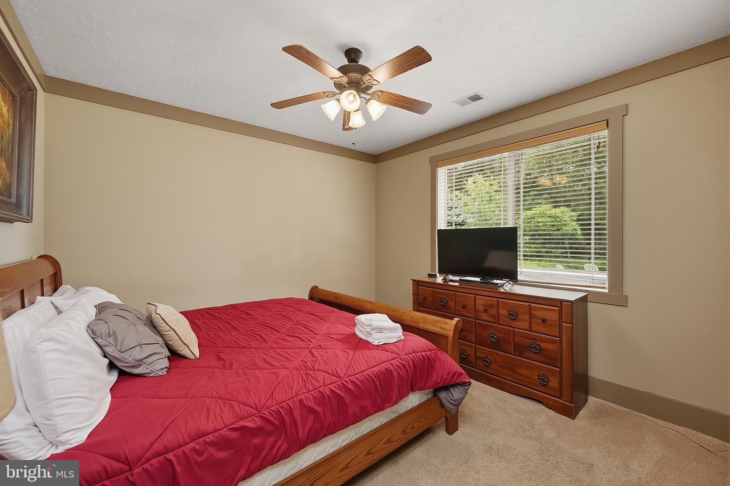 110 Northlake Dr Property Photo 37