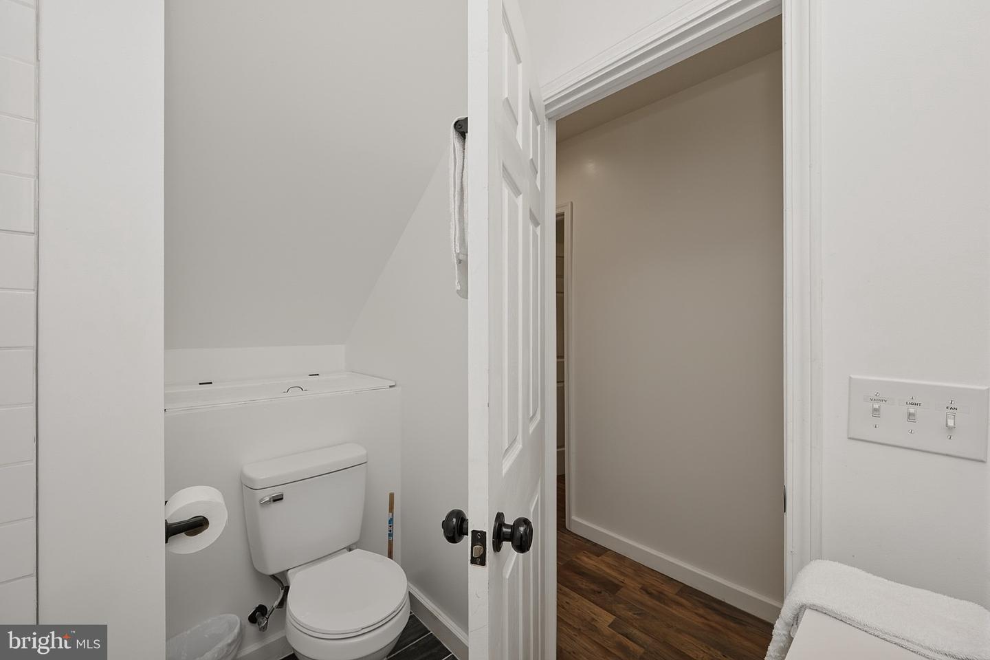 943 Paradise Hts Property Photo 28