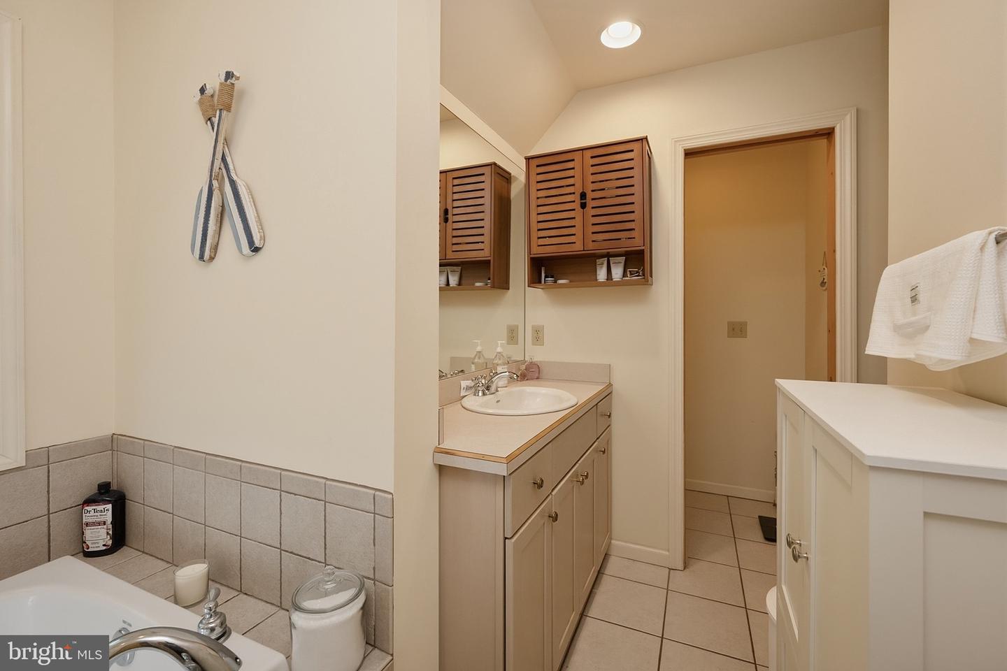 256 Jeffrey Ln #28 Property Photo 33