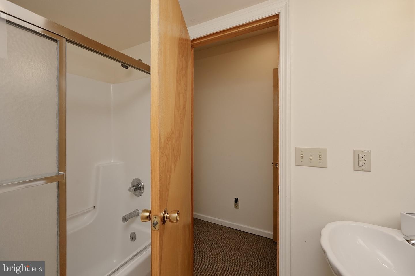 256 Jeffrey Ln #28 Property Photo 56