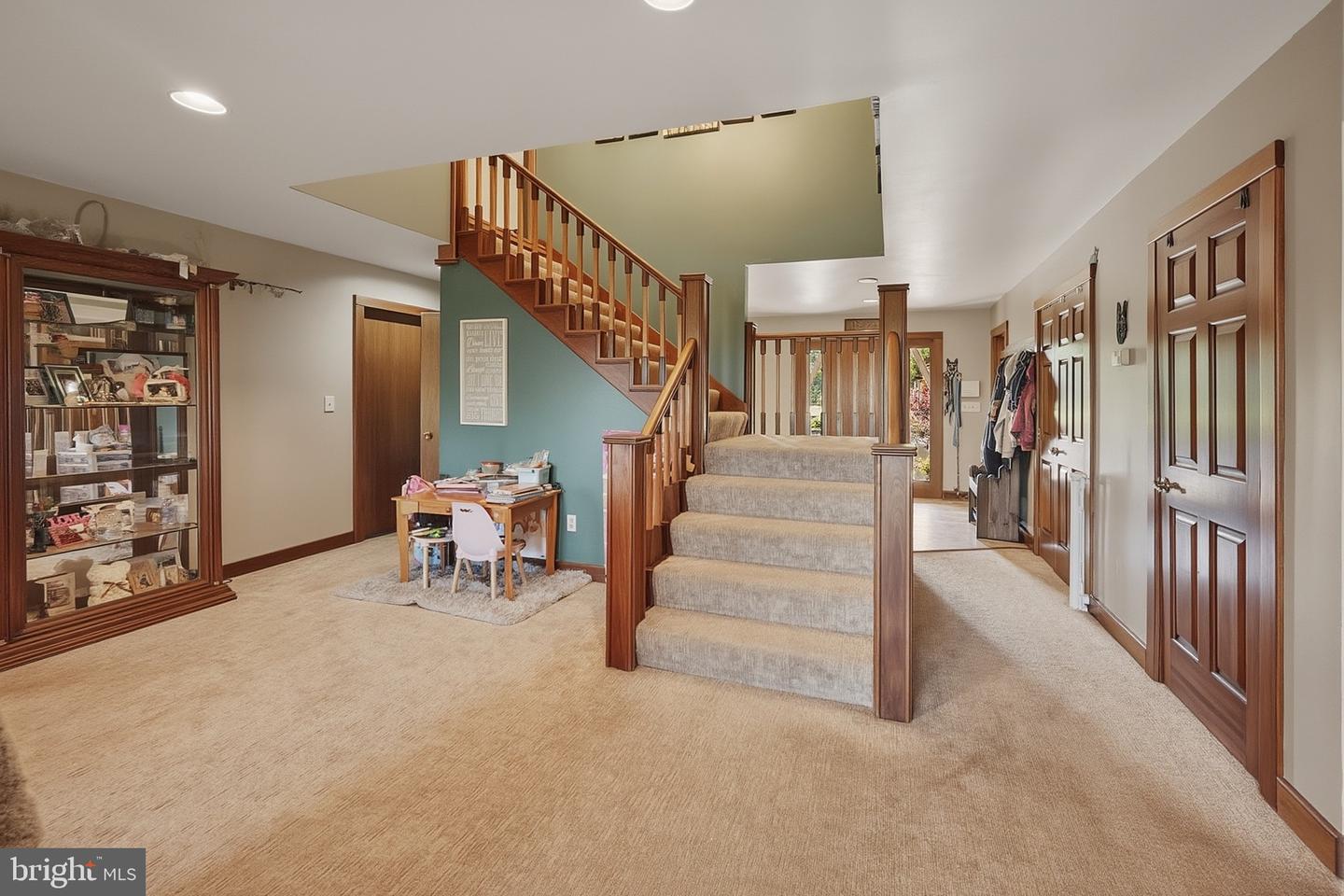 17240 Garrett Hwy Property Photo 11
