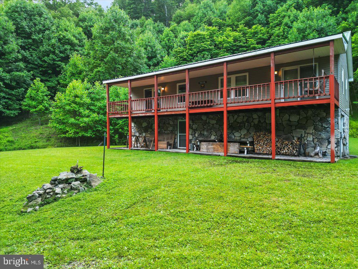611 Timber Trl Property Photo 1