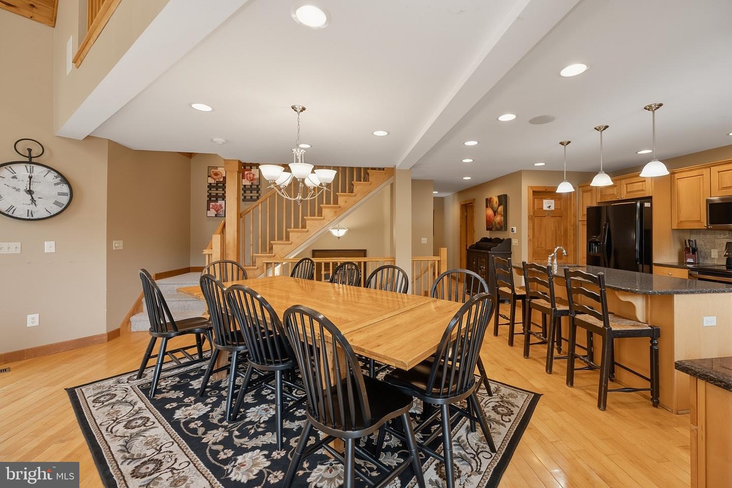250 Lake Pointe Dr Property Photo 14