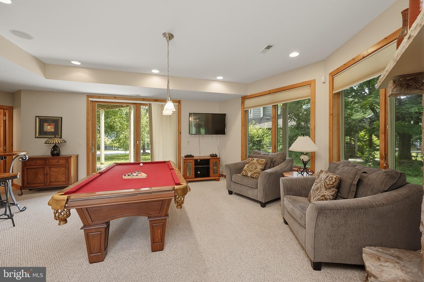 250 Lake Pointe Dr Property Photo 53