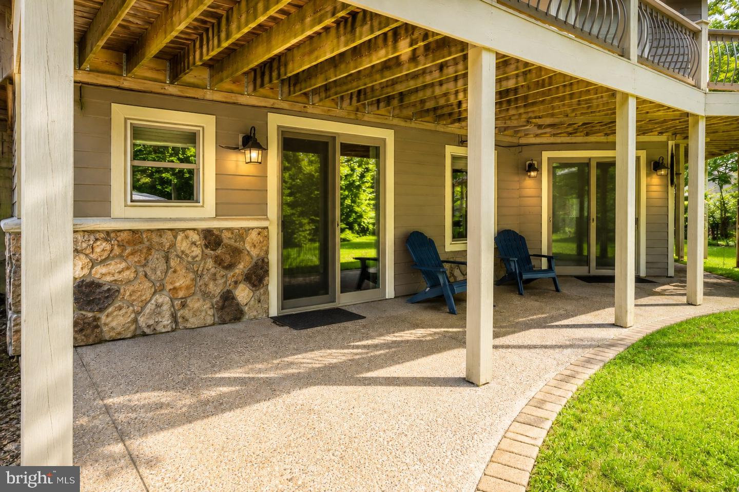 250 Lake Pointe Dr Property Photo 57
