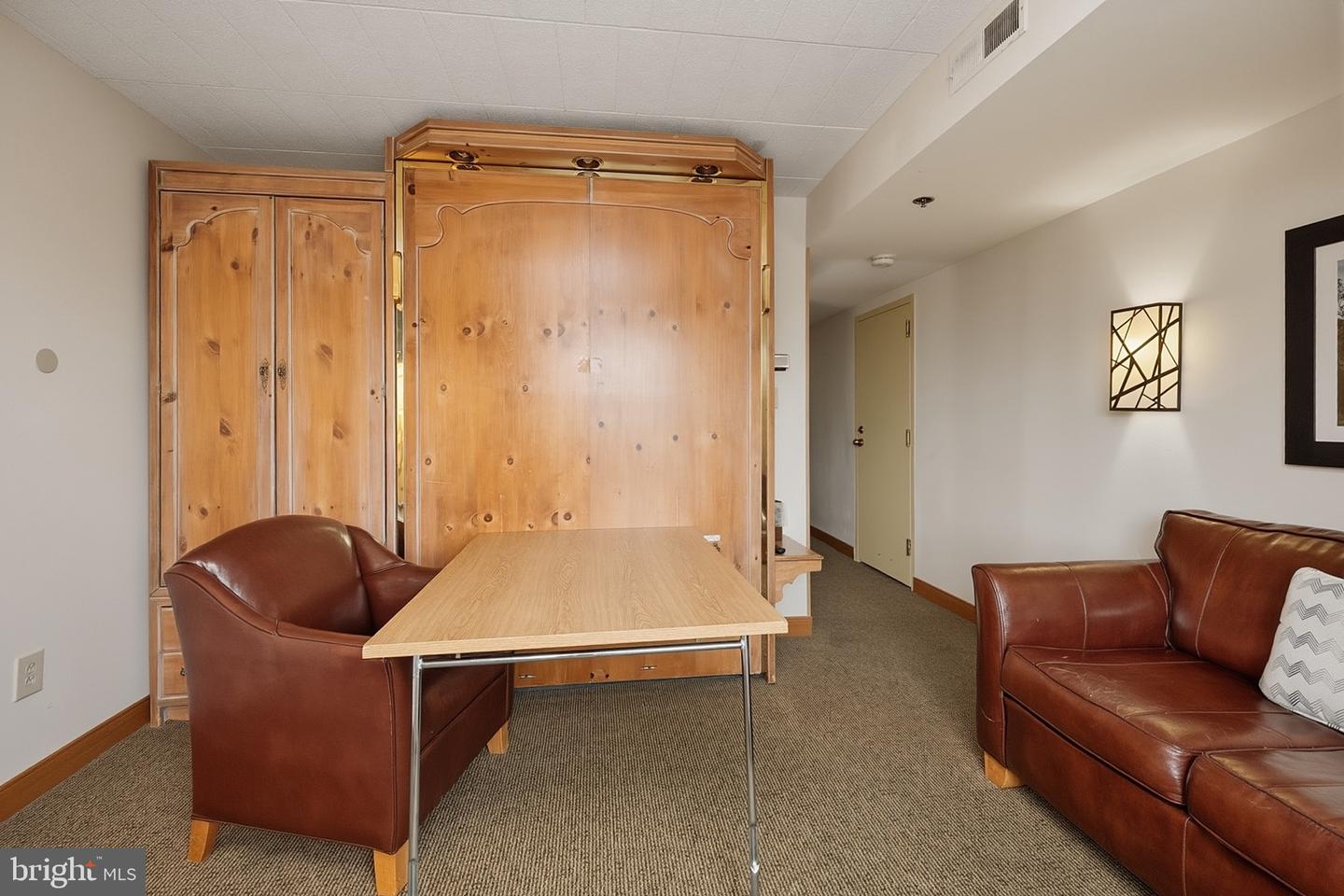 290 Marsh Hill Rd #706 Property Photo 22