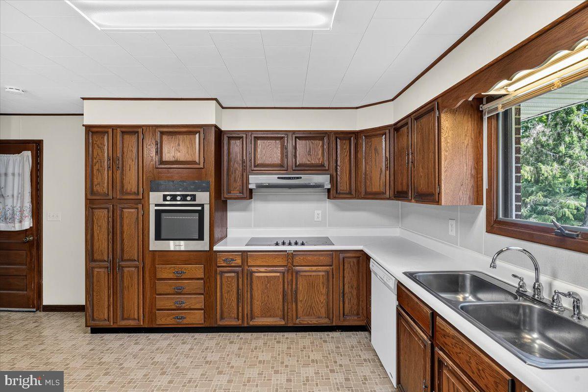 3623 Bear Creek Rd Property Photo 5