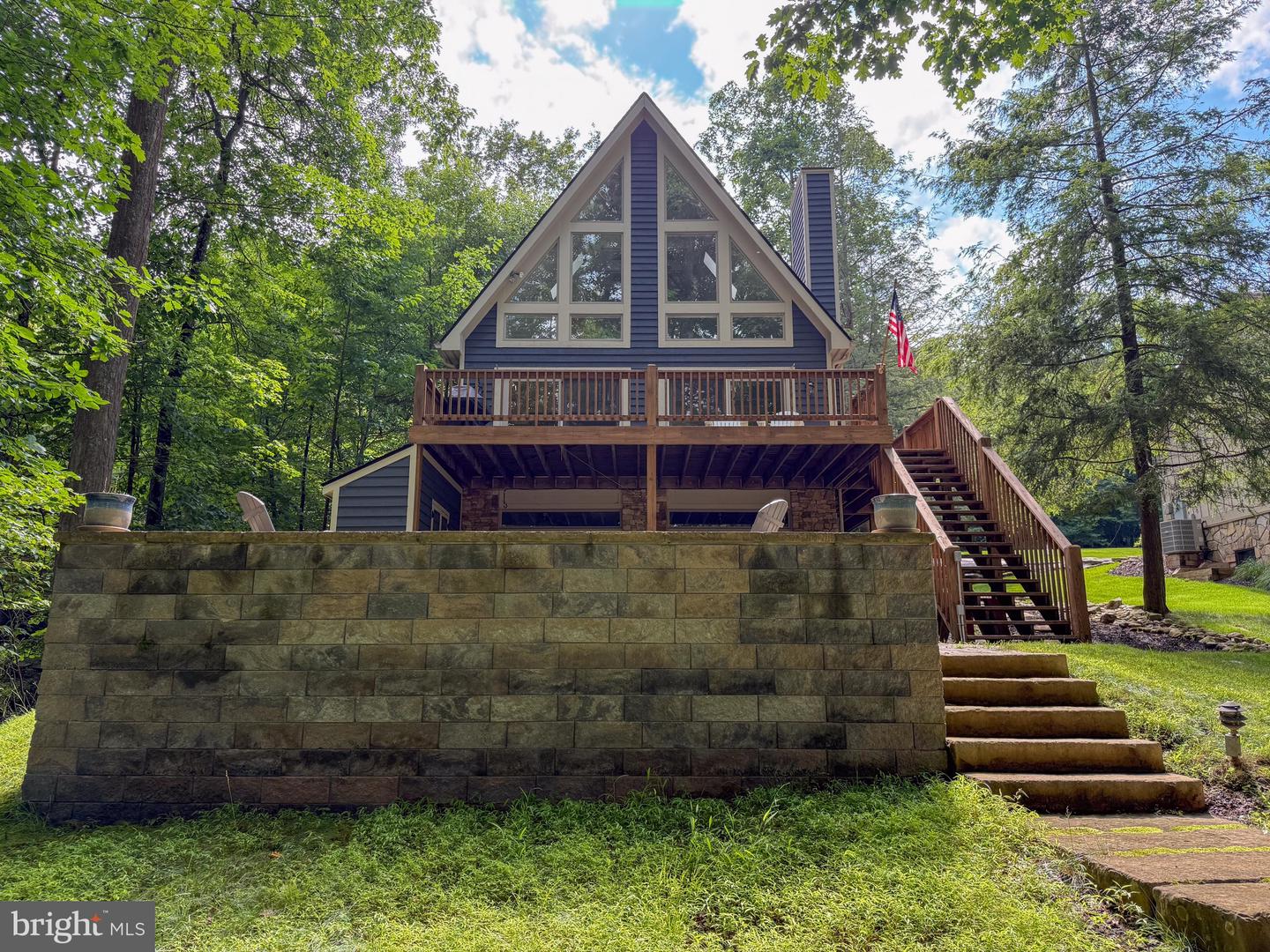 86 Shingle Camp Ter Property Photo 5