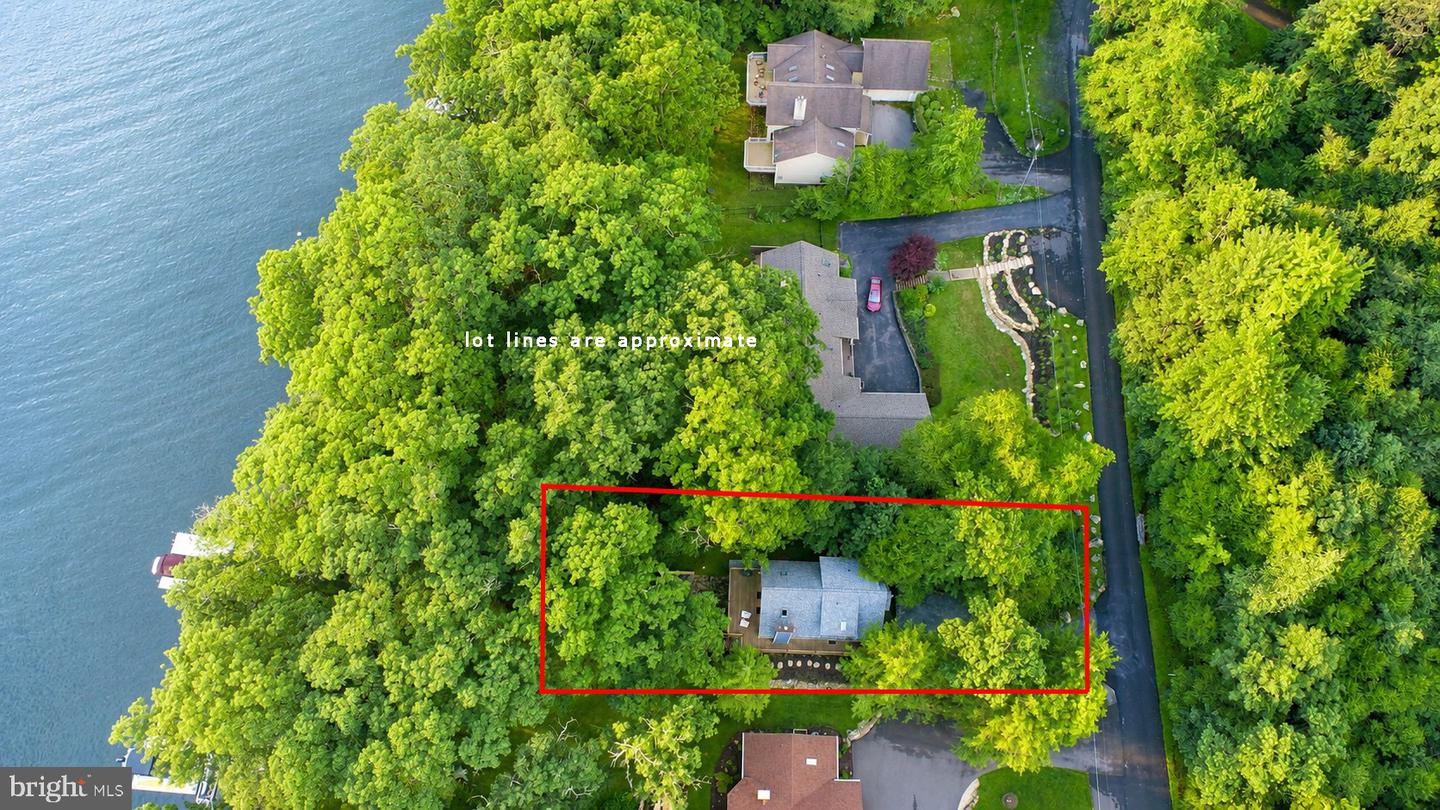 86 Shingle Camp Ter Property Photo 6