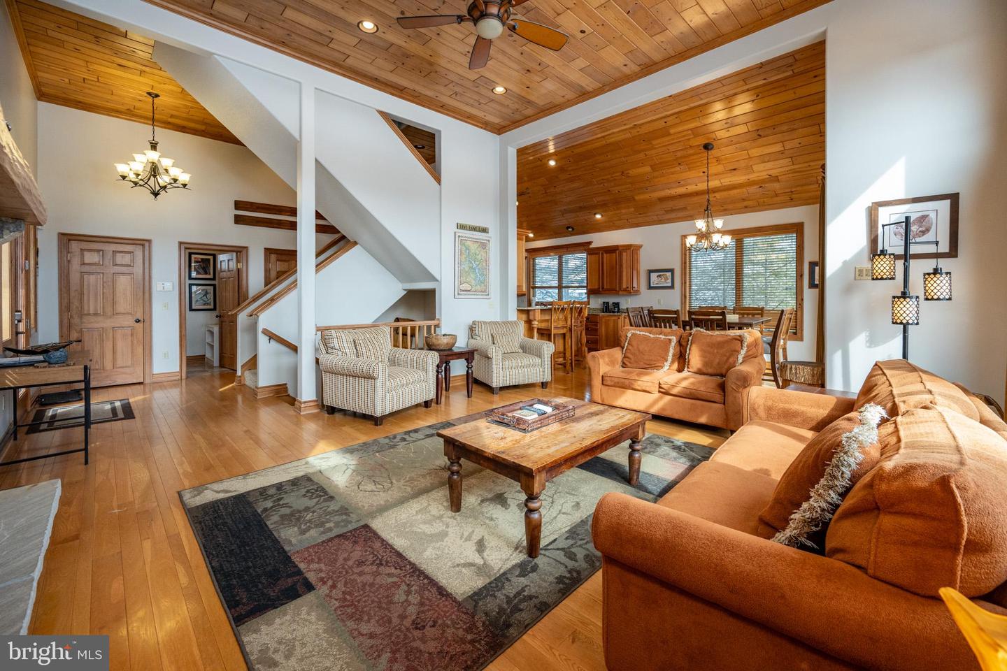 6 Walton Way Property Photo 13