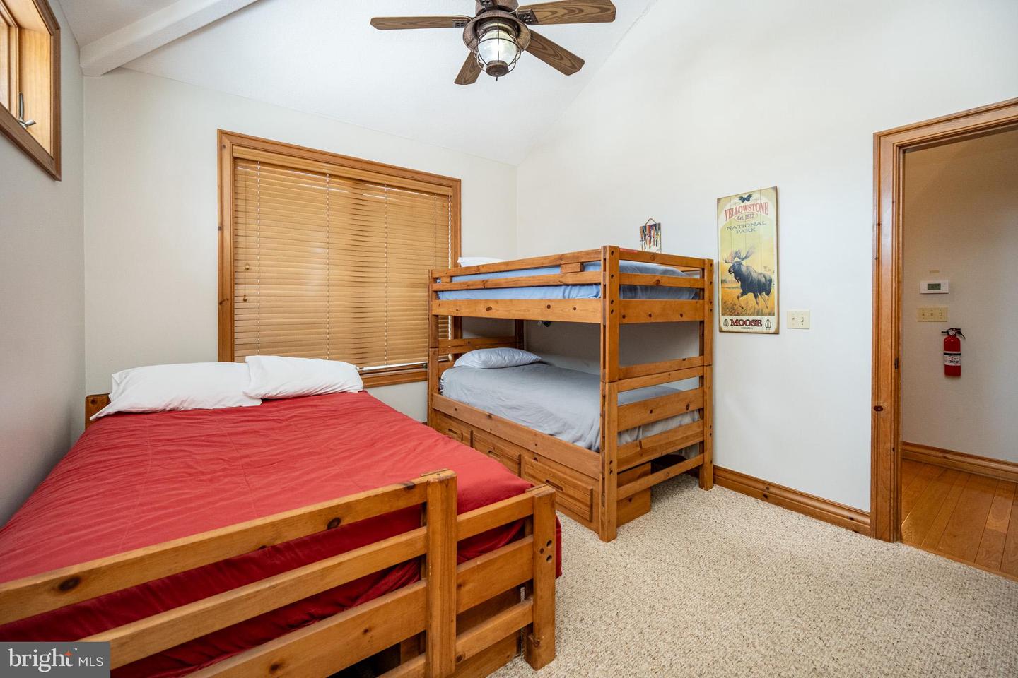 6 Walton Way Property Photo 21