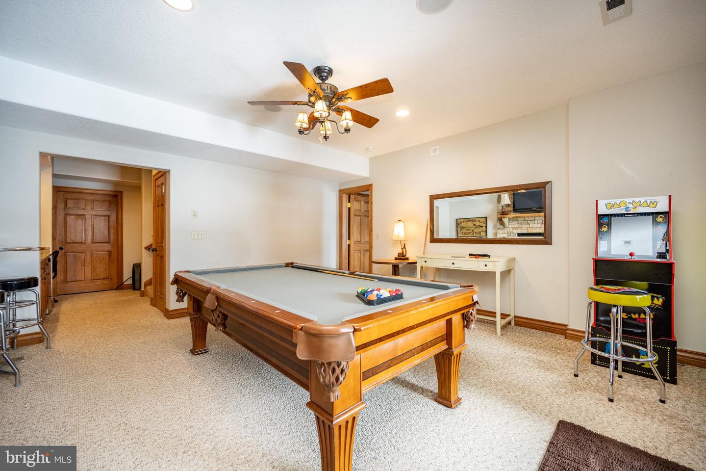 6 Walton Way Property Photo 37