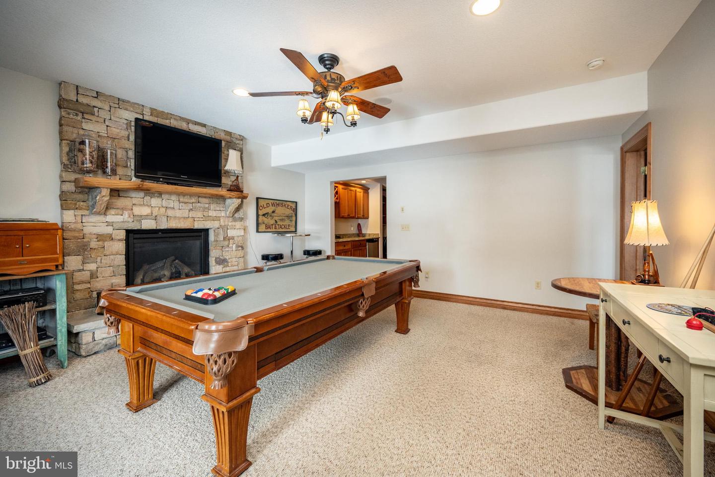 6 Walton Way Property Photo 38